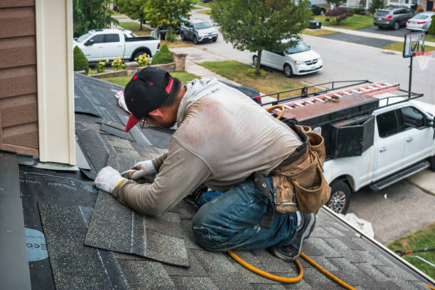 Professional Flat Roof Repair technician working in Los Banos, CA